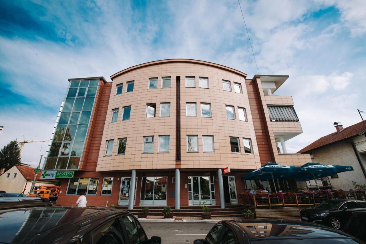 Apartman Oaza バニャ・ルカ エクステリア 写真